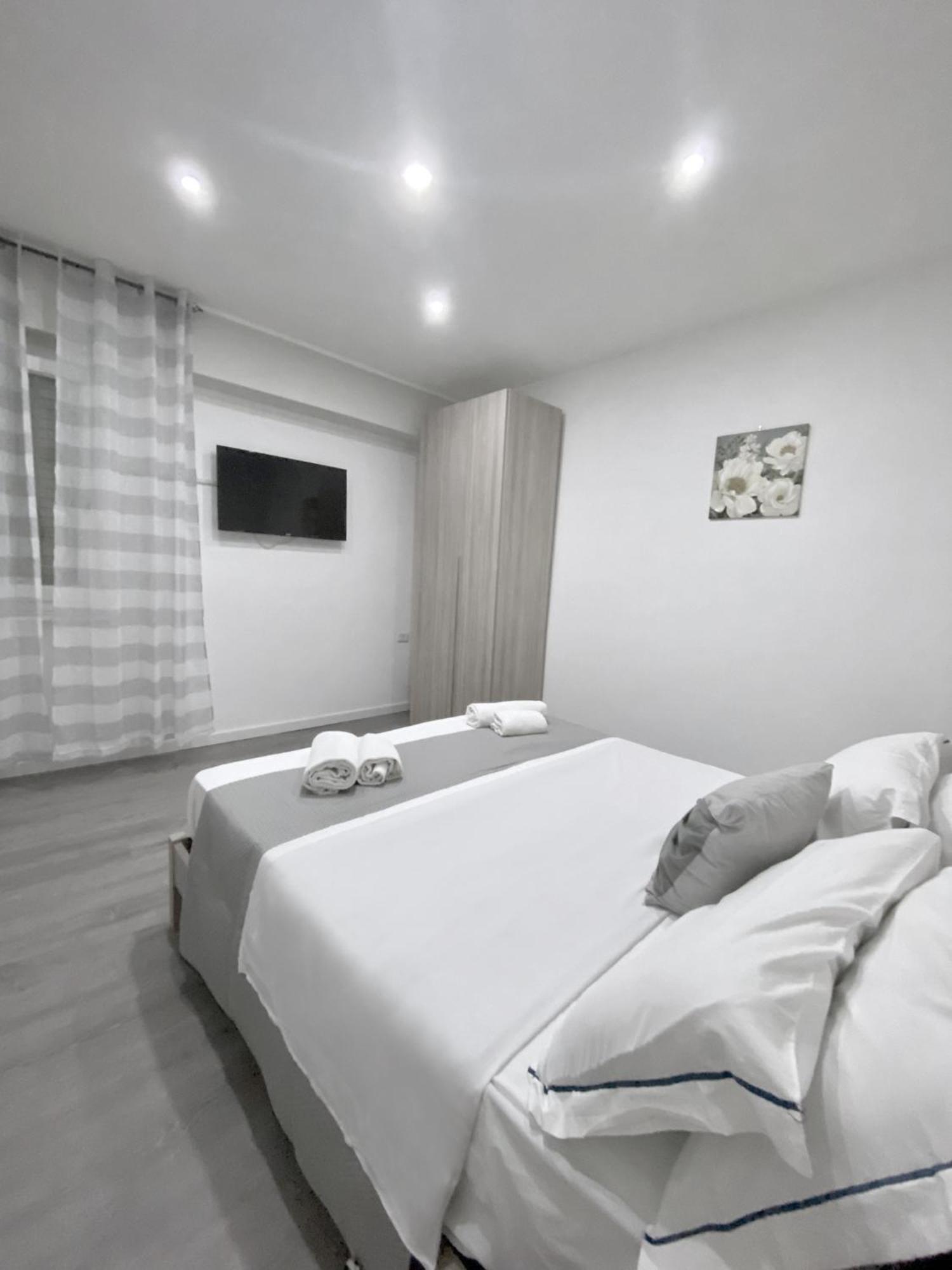 Capodichino Apartment 127 - 20 Nápoly Kültér fotó