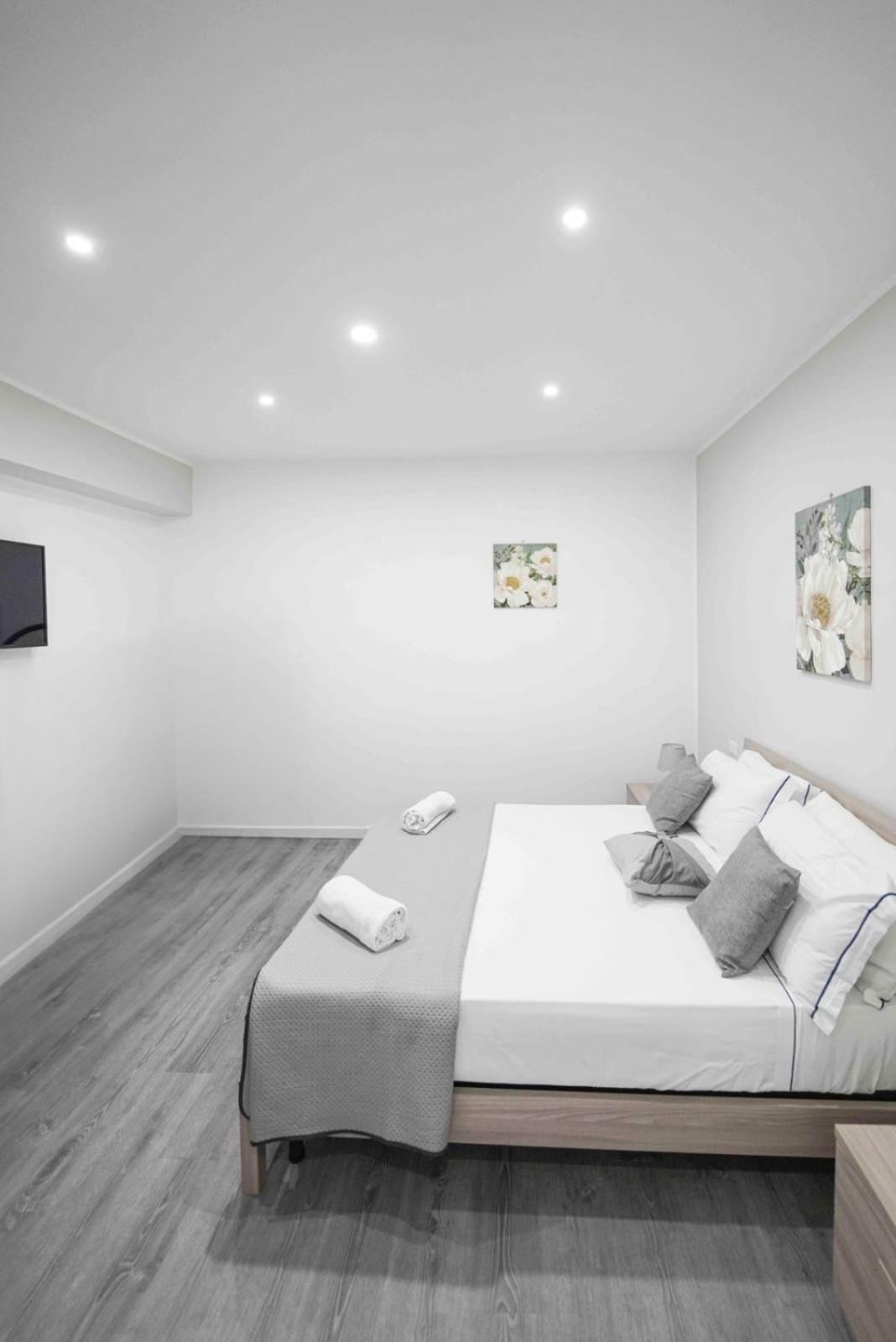 Capodichino Apartment 127 - 20 Nápoly Kültér fotó