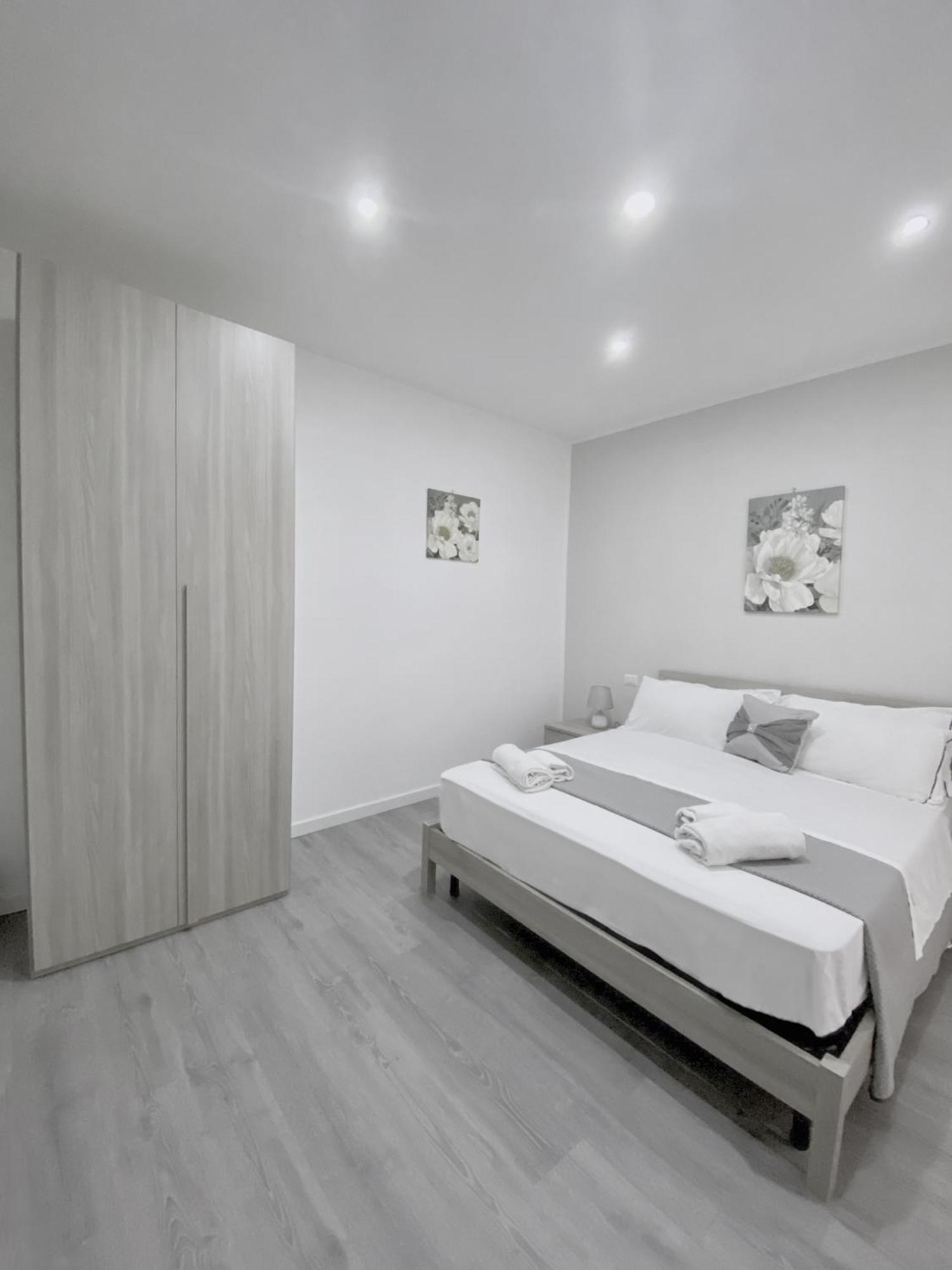 Capodichino Apartment 127 - 20 Nápoly Kültér fotó